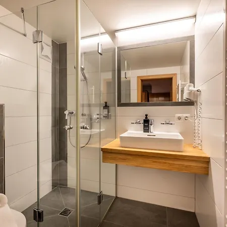 Schnitzl-eck 3* Flachau