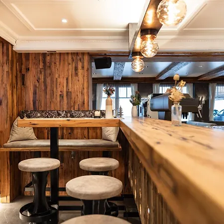 شنيتزل-إيك بيت ضيافة 3*