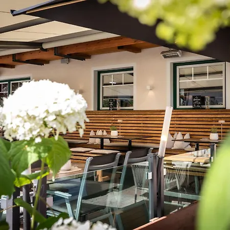 Schnitzl-eck Gæstehus 3*