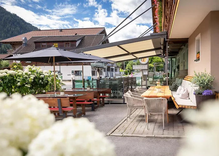 Schnitzl-eck Konukevi Flachau