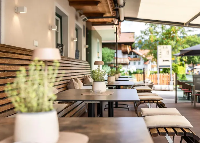 Schnitzl-eck Konukevi